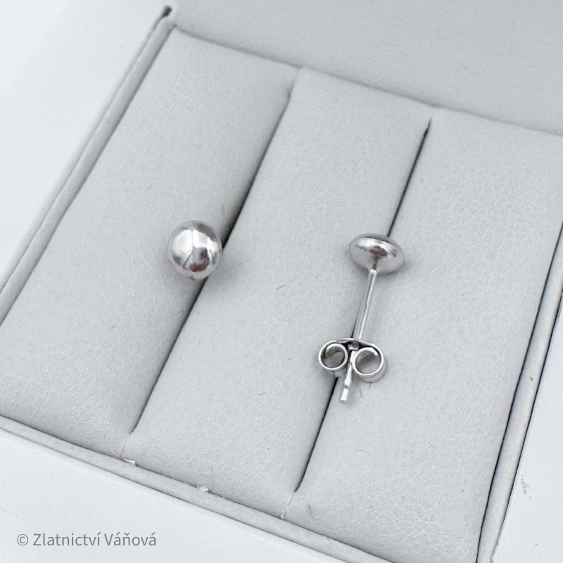 Bílé zlato náušnice mugle na puzetu